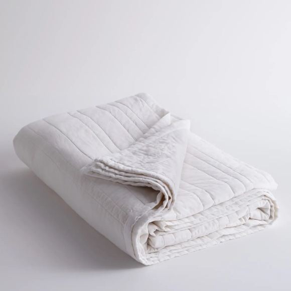 Quince 100% Organic Cotton White Quilt! Sz. King/ Cal King! (979)